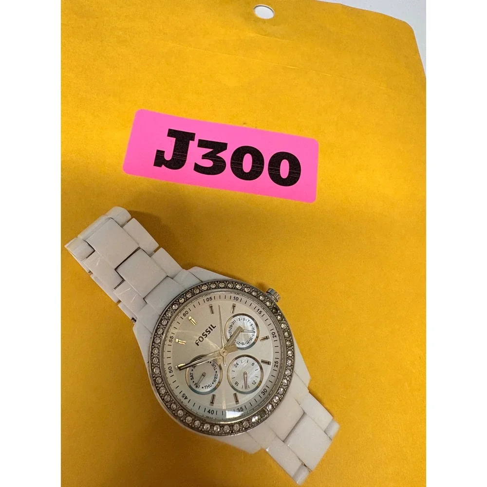 Fossil Stella White Resin Multifunction Watch Crystal Bezel 38mm Need Battery